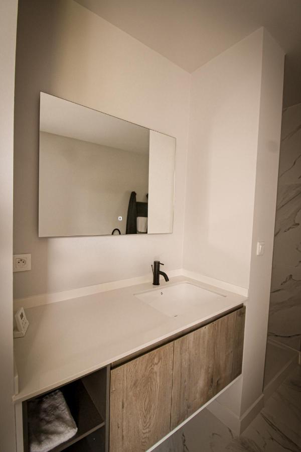 Hotel Vins De Dagne Montlaur  Esterno foto
